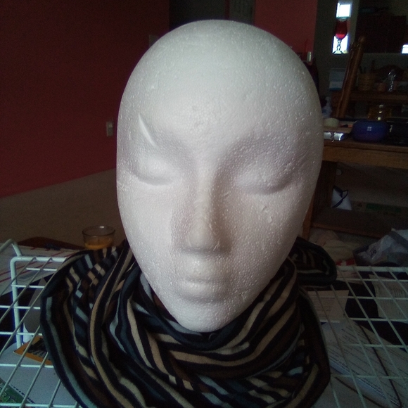 Forever 21 Designer V neck sweater   $34+free scarf . - Picture 6 of 11